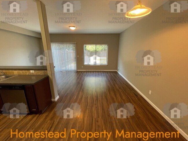 Foto del edificio - 1410-1412 Marigold Dr
