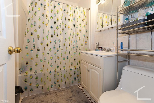 Foto del edificio - 3 br, 1 bath Condo - 66 Egmont St Apt 6