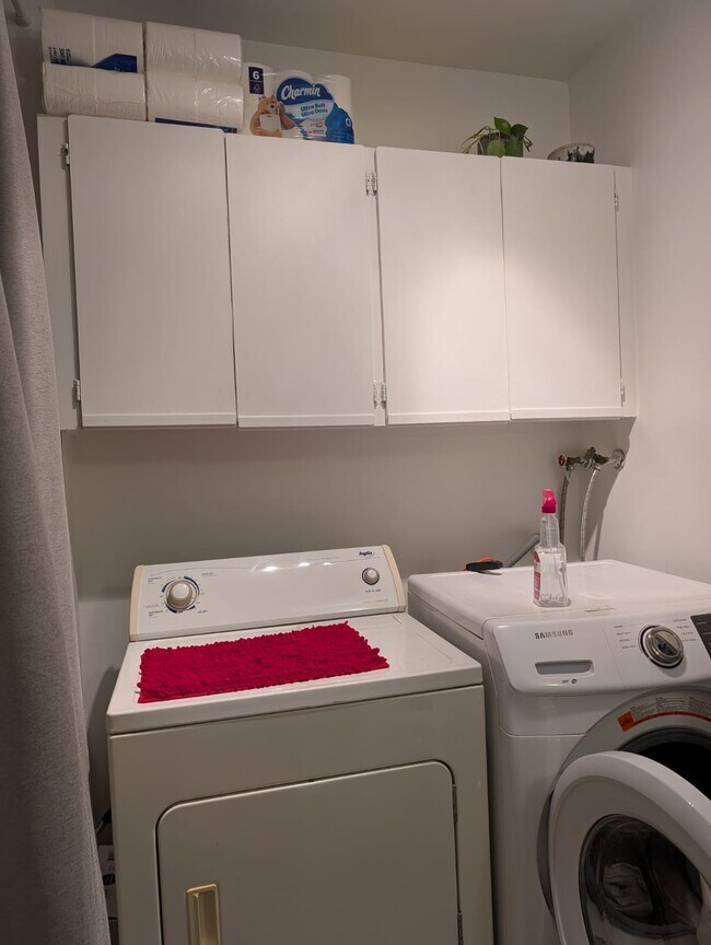 Photo du bâtiment - 4733 Av Palm