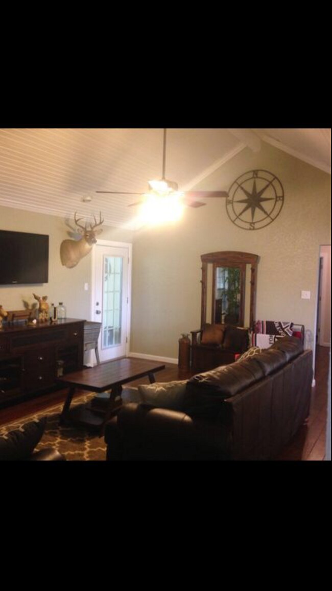 Foto del edificio - 832 Santa Fe Trail