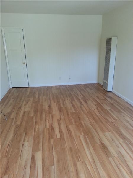 Primary Photo - 927 W Glenoaks Blvd