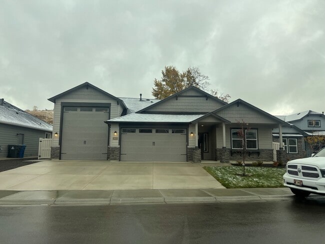 Building Photo - 10668 W Royal Fern Ct