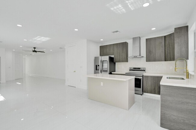 Foto del edificio - 1213 W Las Olas Blvd