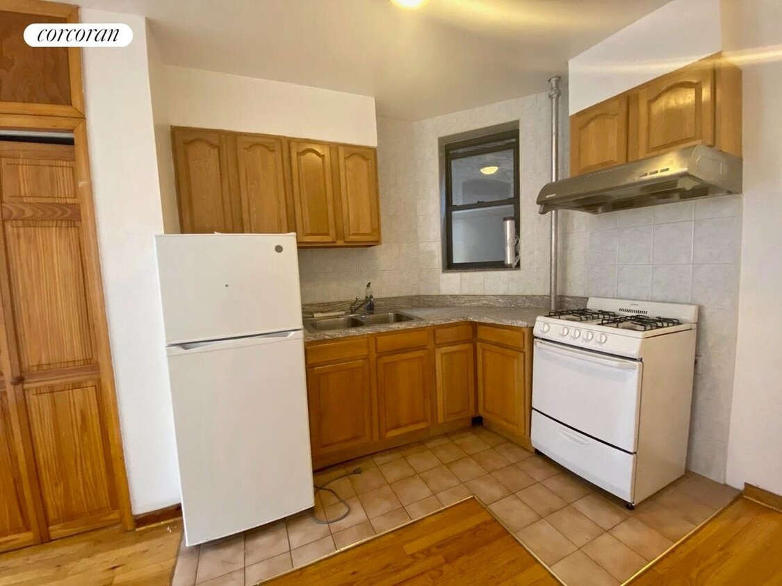 Building Photo - 172 Mulberry St