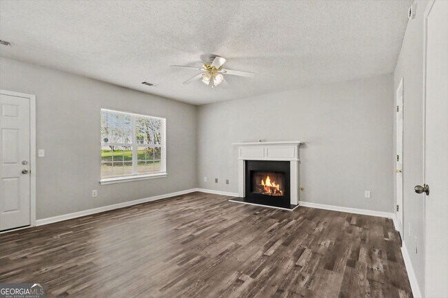 Foto del edificio - 2839 Rambling Way