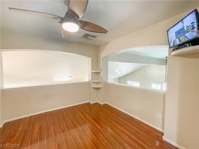Foto del edificio - 9374 Bondeno St