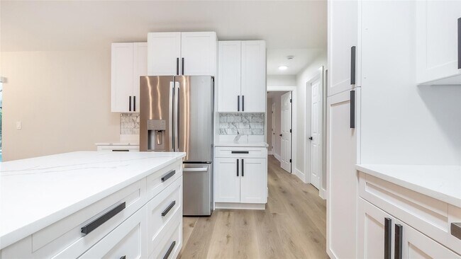 Foto del edificio - 6411 NW 54th Dr