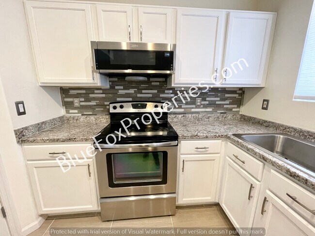 Foto del edificio - 8701 E Chimney Spring Dr