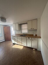 Building Photo - 25 Church St