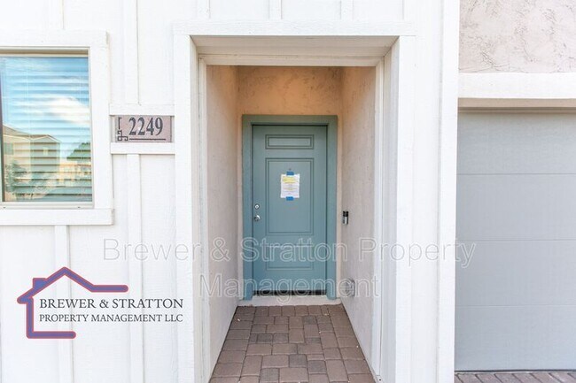 Building Photo - 2249 W Griswold Rd