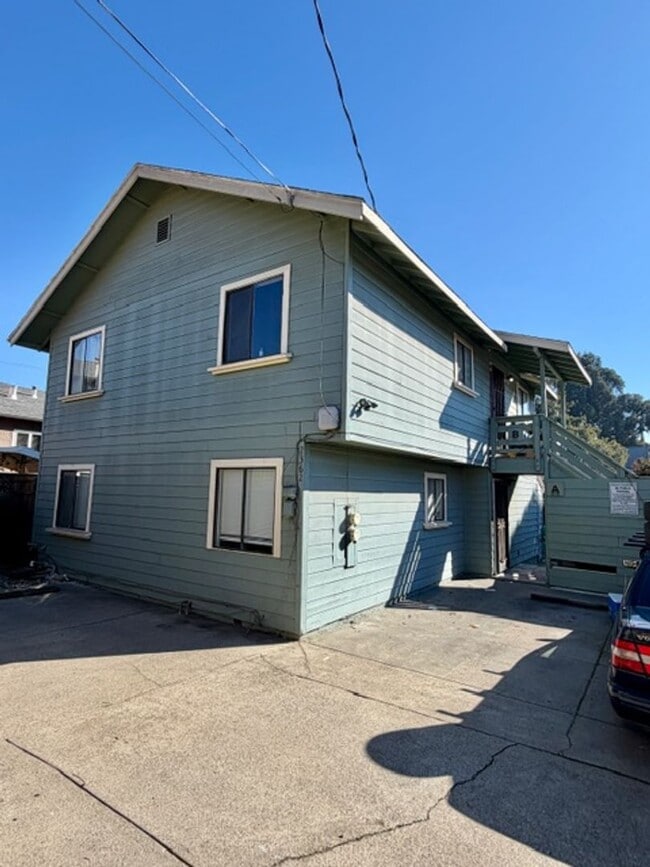 02360 - 02360 Apartment