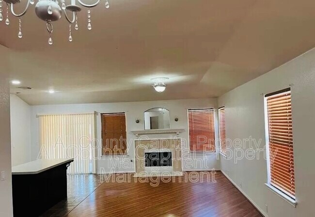 Foto del edificio - 15004 Antique Finish Dr