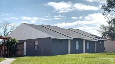 Building Photo - 1348 Fairway Dr