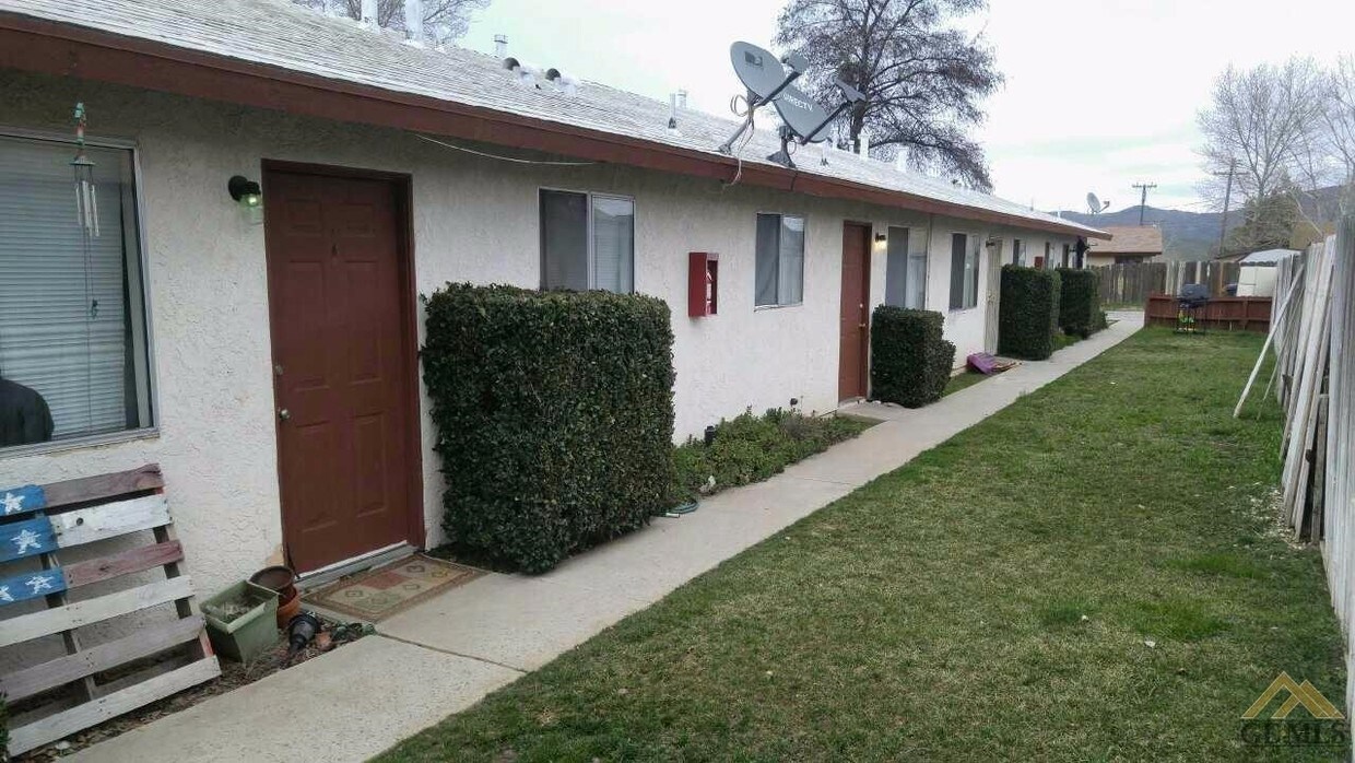 Primary Photo - 21400 Golden Hills Blvd