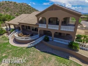 Foto del edificio - 5 br, 3.5 bath House - 8706 E Oak St