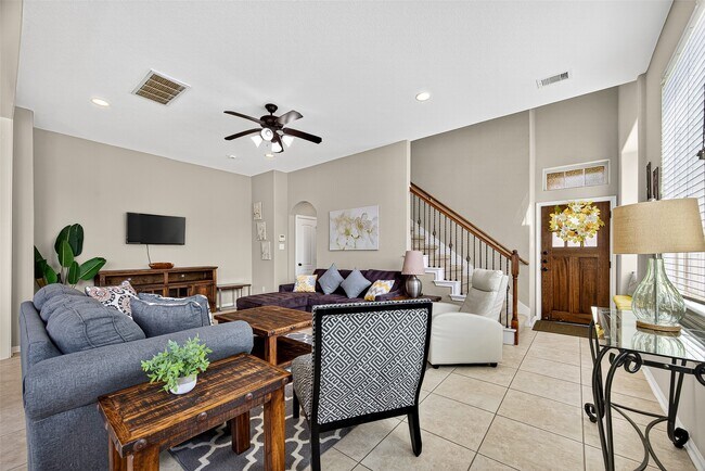 Foto del edificio - 110 Cheswood Manor Drive