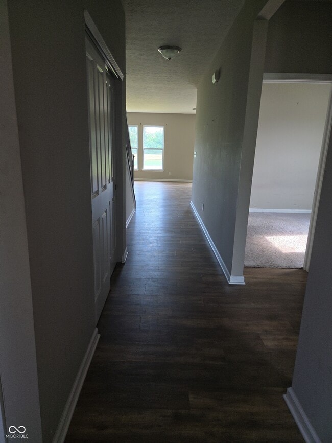 Building Photo - 6011 Aspen Meadow Dr