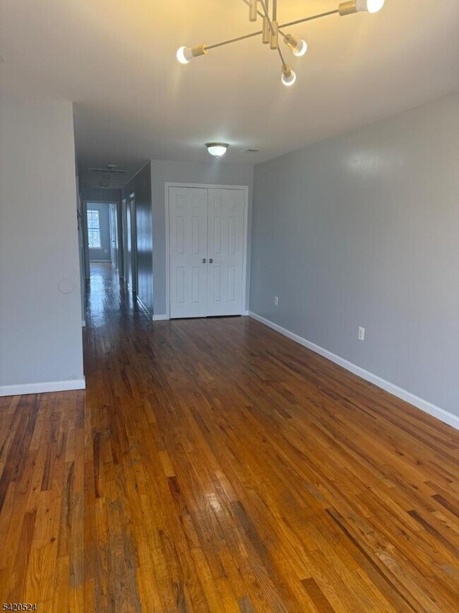 Foto del edificio - 537 S 18th St