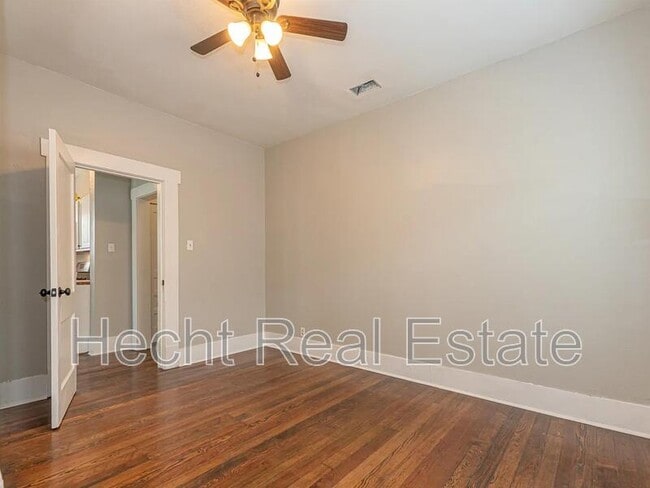 Building Photo - 1323 Burnet St