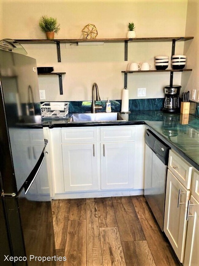 Foto del edificio - 2 br, 1 bath House - 82075 Country Club Dr...