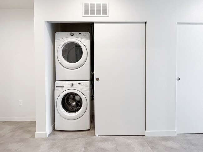 Interior Photo - Burke + Union Apartments