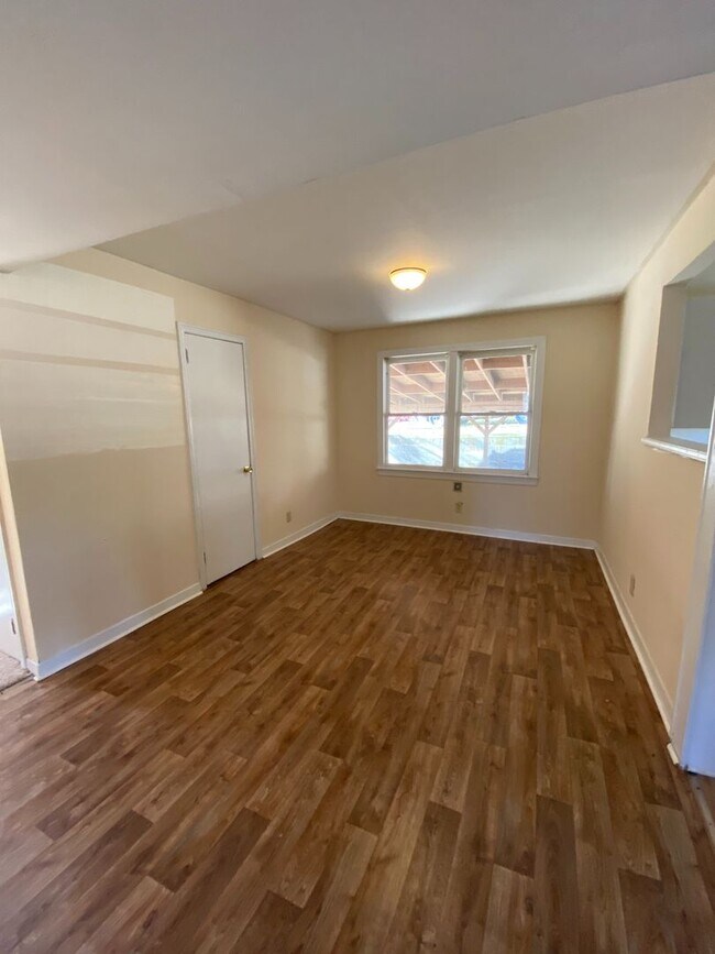 Foto del edificio - 2502 Moore Ave