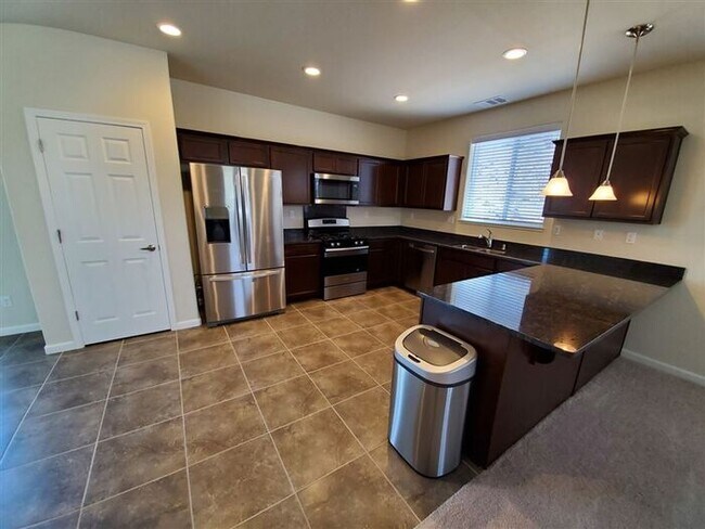 Foto del edificio - Spacious Home in North Reno - Conveniently...