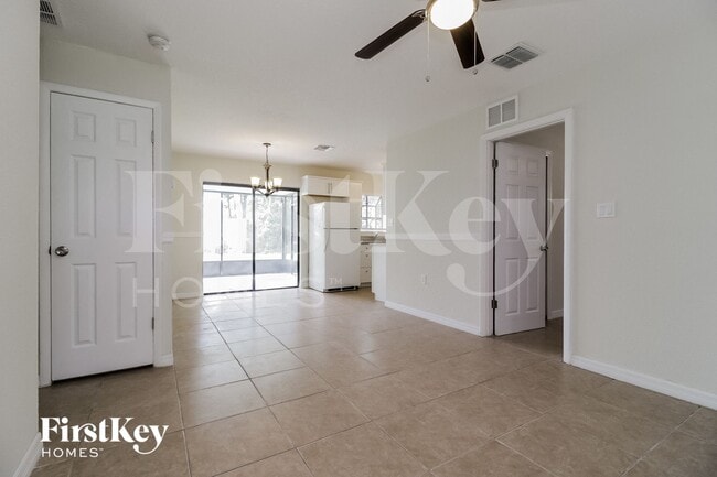 Building Photo - 1312 Prairie Ln