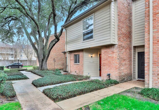 Foto del edificio - 938 Memorial Village Dr