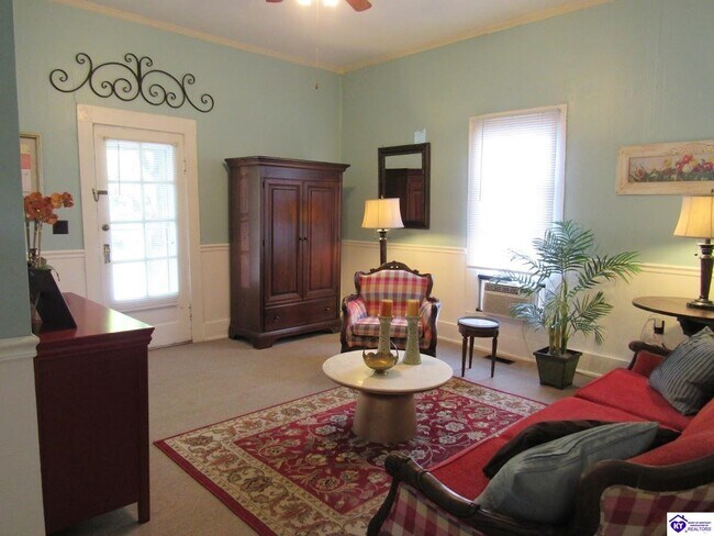 Foto del edificio - 203 W Warfield St