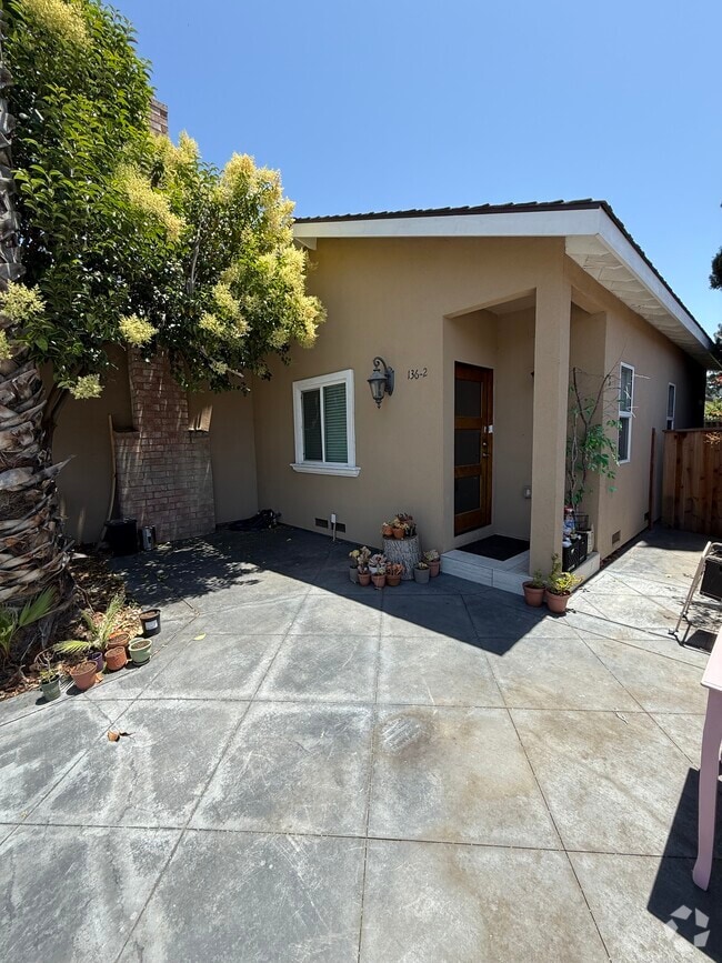 Building Photo - 136 Corkwood Ct