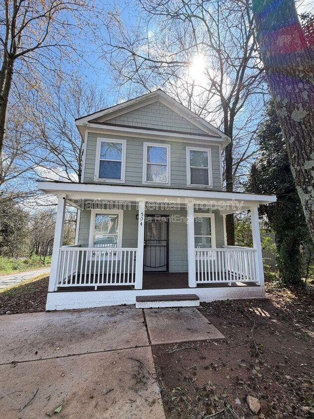 Photo - 504 Dunbar Street Southwest