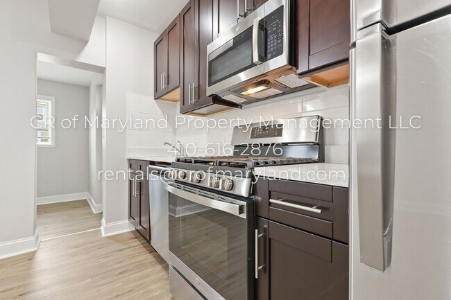 Foto del edificio - Come see this 3 bd today! $1000 off move i...