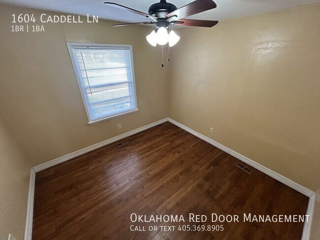 Foto del edificio - 1604 Caddell Ln