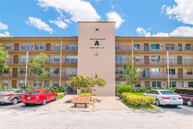 Building Photo - 13550 SW 6th Ct