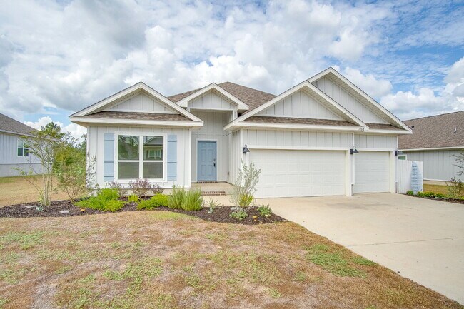 Foto del edificio - Deer Run 4BR/3BA Home – Solar, Community Pool & ½ Deposit for Active Military