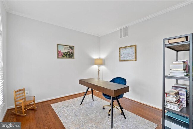 Foto del edificio - 6367 Etheridge Ln