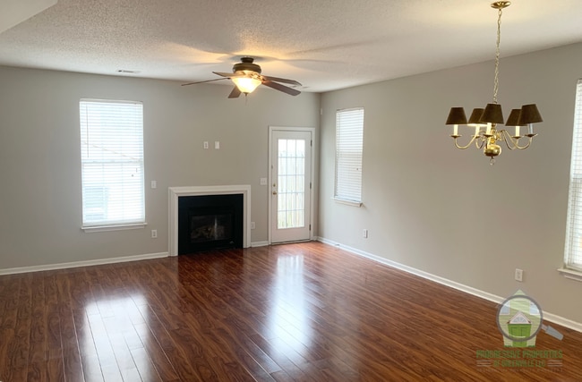 Photo - 48 Sikes Cir Townhome