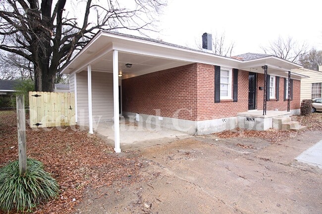 Photo - 1749 S Perkins Rd House