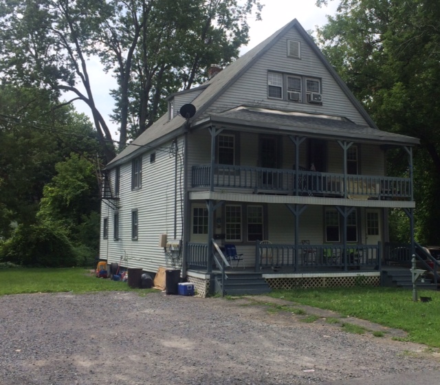 Building Photo - 2 Sacandaga Rd
