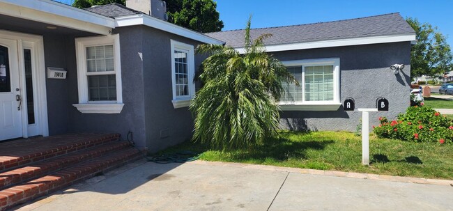 Building Photo - 19018 Delano St