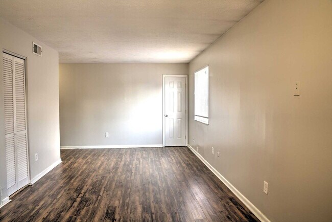 Foto del edificio - 1292 Courtland Ave
