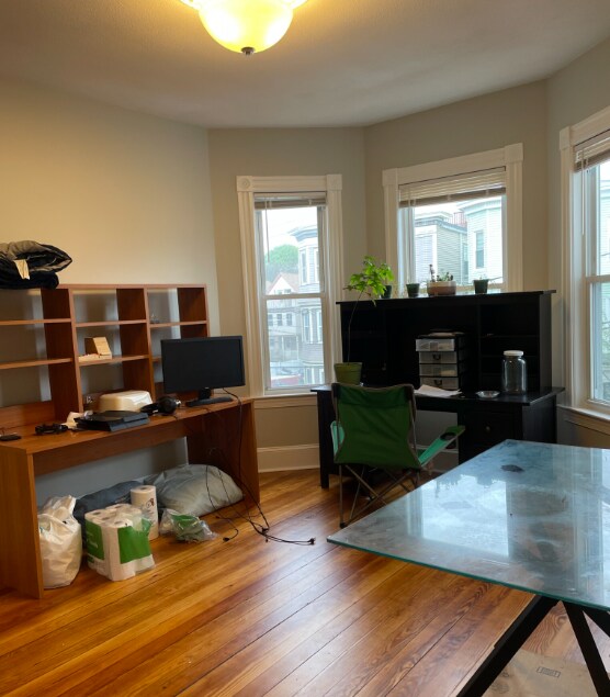 Foto del edificio - 267 E Cottage St