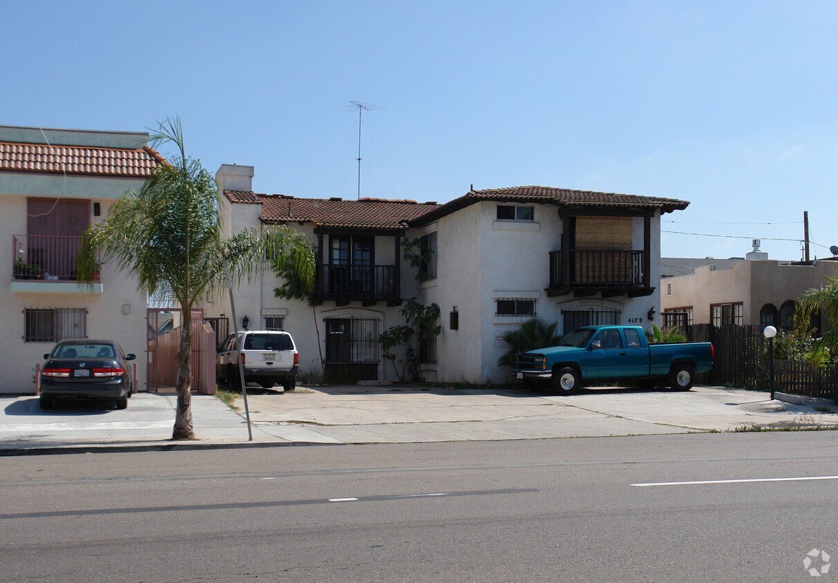 Primary Photo - 4129 43rd St
