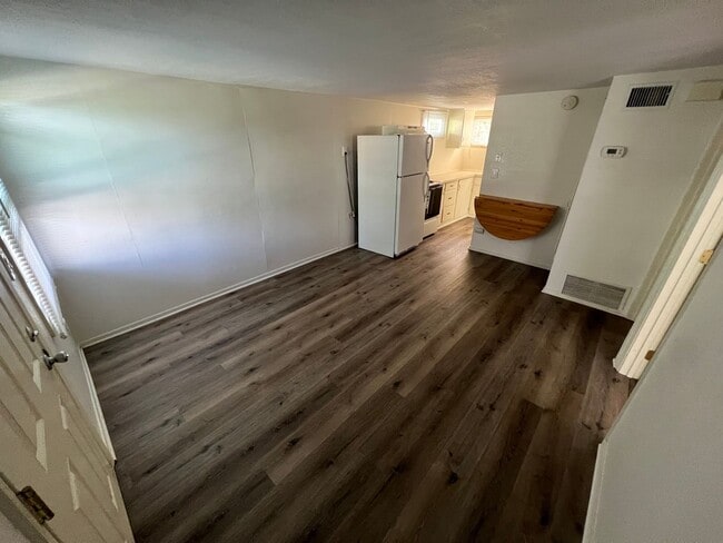 Building Photo - 11184 San Lucas Dr