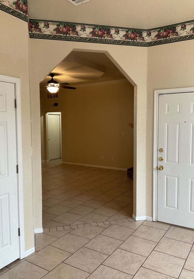 Foto del edificio - COMING SOON!