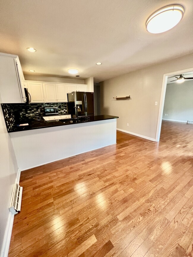 Building Photo - 171 Windwood Dr