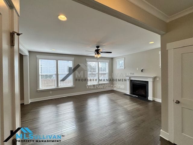 Foto del edificio - 2203 Crested Jay Dr