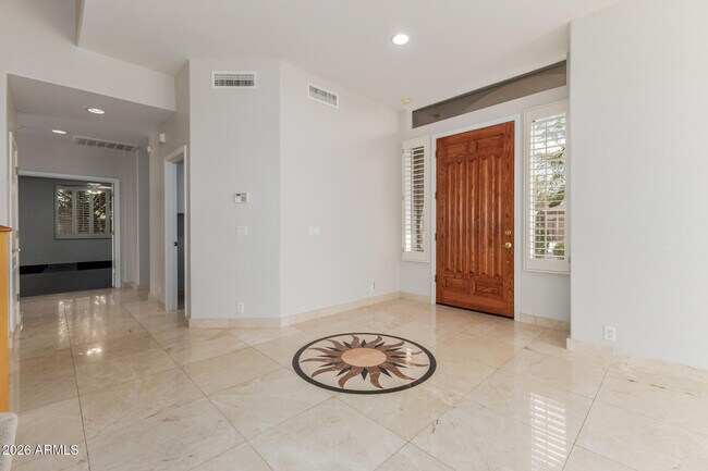 Foto del edificio - 10872 E Raintree Dr