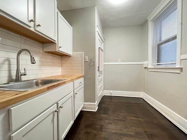 Foto del edificio - 2243 Campbell St